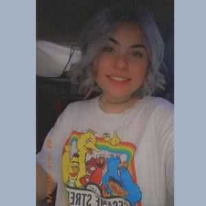 Meet your Posher, Jena